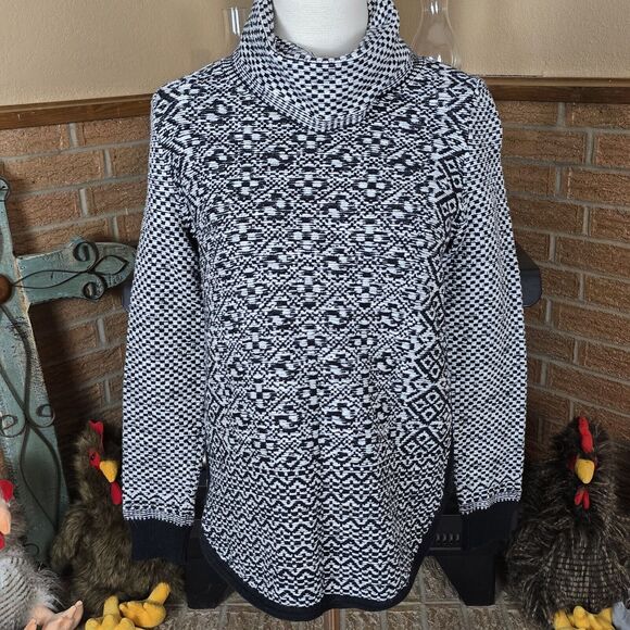 Lucky Brand Sweaters - Lucky Brand Black and White Pullover Cowl Neck Sweater Size S Lagenlook